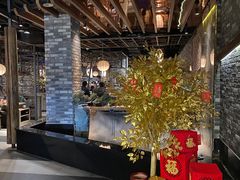 -湊湊火锅·茶憩(杭州湖滨银泰in77店)