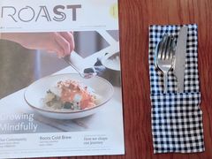 -ROAST coffee & eatery