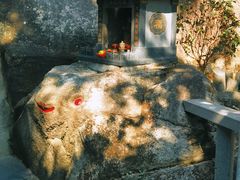 -石峰岩寺