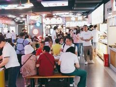 大堂-八一好吃街·高品美食广场
