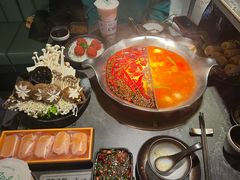 -湊湊火锅·茶憩(杭州湖滨银泰in77店)