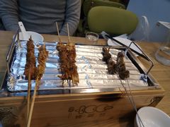 -烤满分·东北烧烤(首经贸店)