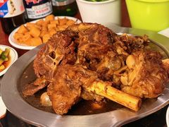 -聚首堂·特色小吃·肘子(什刹海德胜门店)