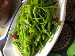 -小厨子私房菜·云南美食店