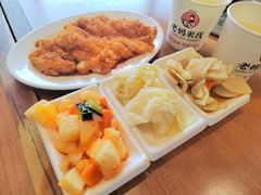 -老妈米线(港龙店)