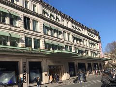 -乐蓬马歇百货公司(Rive Gauche)