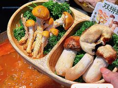 -楠小云·云南鲜菌·鲜牛自助火锅(九眼桥店)