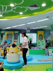 -孩子王童乐园(洛阳万达店)