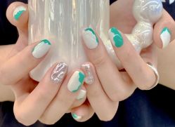 -雪奈传统美甲美睫