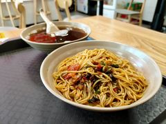 招牌拌粉-万方圆拌粉瓦罐汤(九江湖滨店)