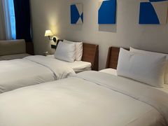 -米漾酒店(深圳会展中心岗厦地铁站店)