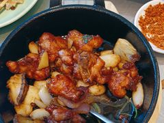 -潮界(LU·ONE凯德晶萃广场店)