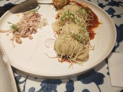 鸡丝拌面-桂满陇天书(南京德基旗舰店)