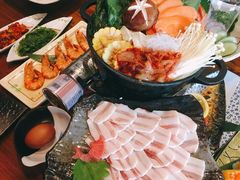 猪肉泡菜锅-尺山寸水日料(马桥满天星店)