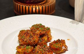 Three-color Quinoa French Onion Shrimp Balls