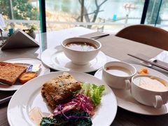 -上海佘山世茂艾美酒店