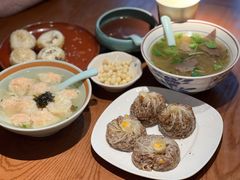 牛肉粉丝汤-鑫震源·苏式大虾生煎(山塘街店)