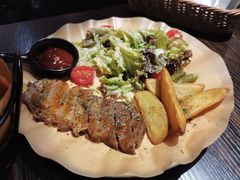 -The Cheebat 锌吧·Bistro(体育西店)