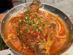 -巴陵全鱼席(湖南老字号汴河街店 )