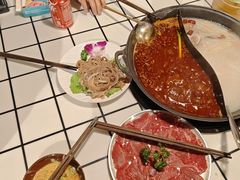 -鹿鸣山草本茶香火锅(园西路店)