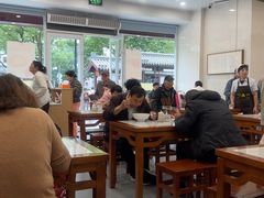 -老西白点心店