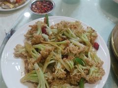-一品美食城(石碣序伦小学店)