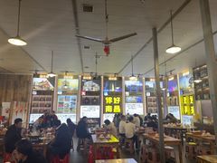 -冶建镜子·老南昌大排档·江西虾王(总店)