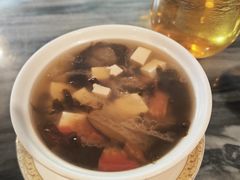 竹笙番茄豆腐汤-松峰素食