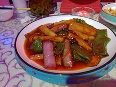 -巴特餐饮6加1音乐餐吧·新疆菜