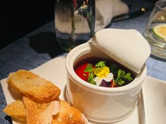 -弦月窗LUNETTE BY AMANDA(复兴路店)