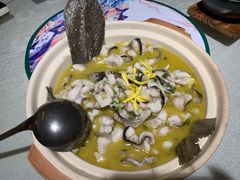 酸菜鸭嘴鱼-漓江又一軒·广西菜·桂林米粉(梅林店)