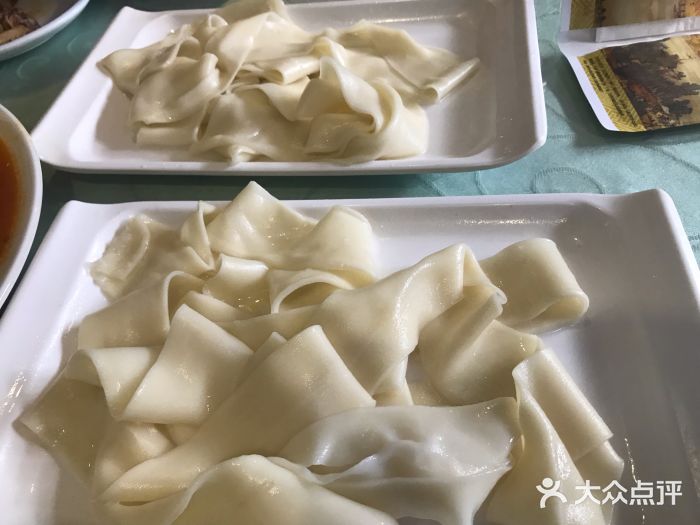 同福聚新疆大盘鸡(总店)白皮面图片