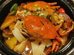 美味膏蟹煲小煲仔-十面欢腾·海鲜面·台式Bistro(长乐路店)