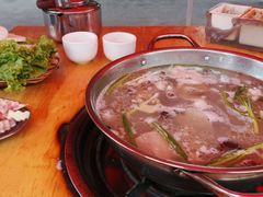 -老石黑山羊毛驴肉火锅(金凯广场店)