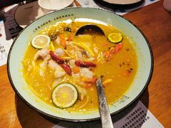柠檬酸菜鱼-胡桃里音乐酒馆(机场店)