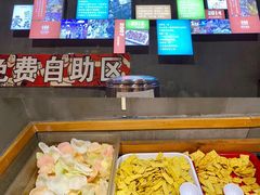 自助取餐区-老胖串店(山大路店)