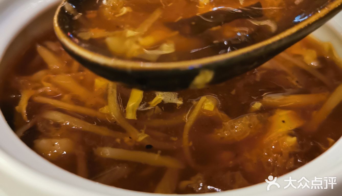 生日周必须跟姐妹来外滩安排几顿大餐 要说最近解锁最满