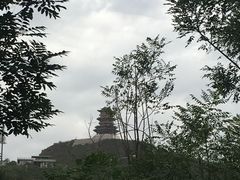 -定都峰