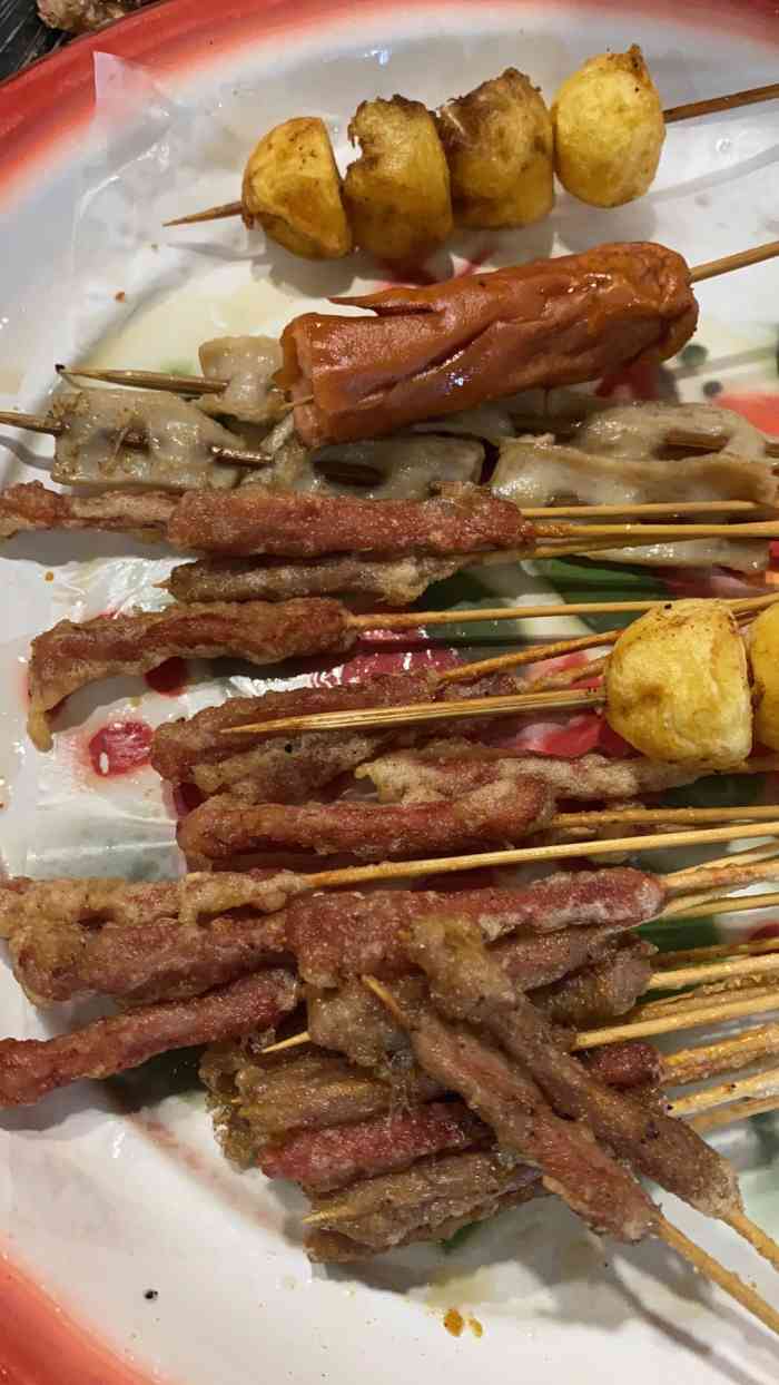 上上签秘制炸串电烤串(中央大街店)-"鸡骨架好吃,牛肋条好吃,鸡胗好吃