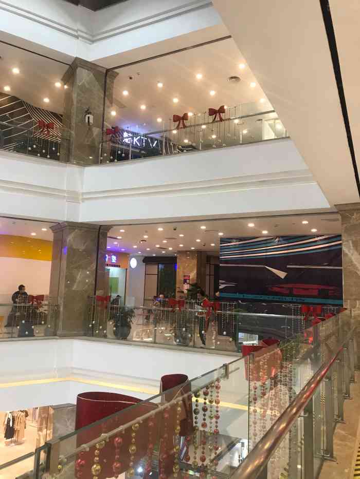 久金广场-"在金桥国际对面,人气还可以,消费就可以抵.