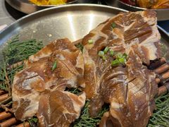 -草家酱蟹炭火烤肉店(珲春南路一店)