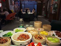 -粤凤佬