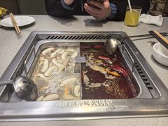 -海底捞火锅(新松江路生日主题店)