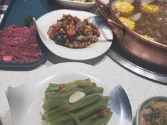 -牛村来人潮汕牛肉火锅(西单店)