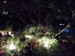 -Dash Teak House