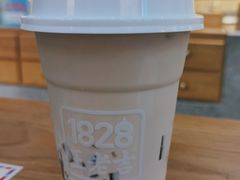 -1828王老吉·草本新茶(珠江新城地铁站店)