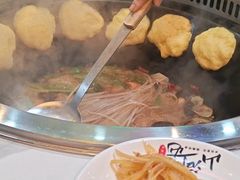 -哈尔滨烧烤·山河村铁锅炖(交大店)