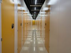 -安东易迷你自助仓储寄存仓库(草桥店)
