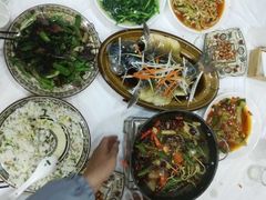 -乡土特色.冷锅鱼.牦牛肉汤锅