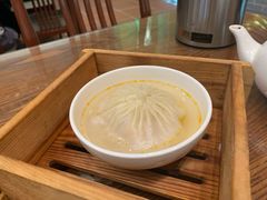 蟹黄灌汤包-日日鲜茶餐厅(小公园店)